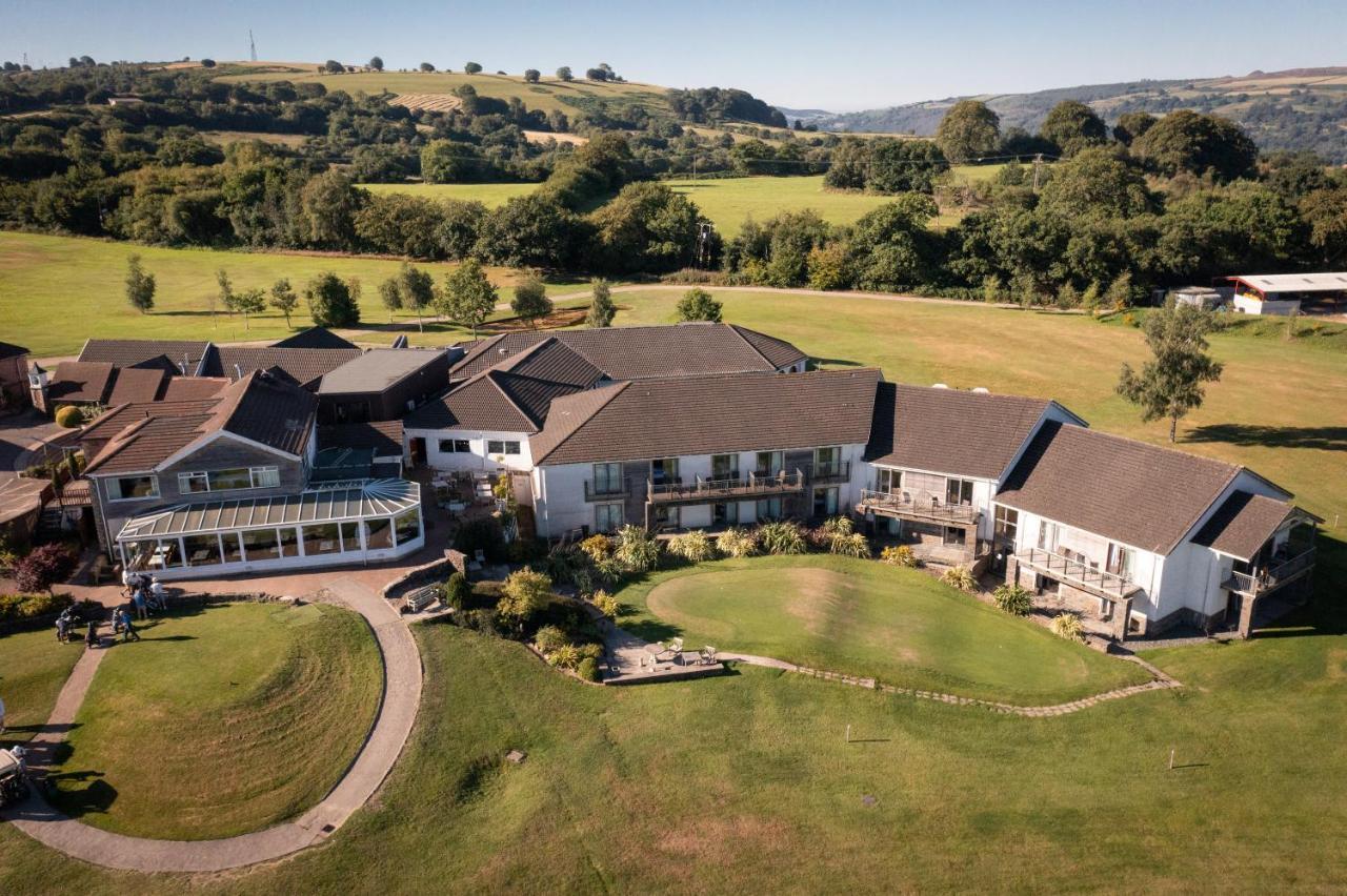 בלקווד Bryn Meadows Golf, Hotel & Spa מראה חיצוני תמונה