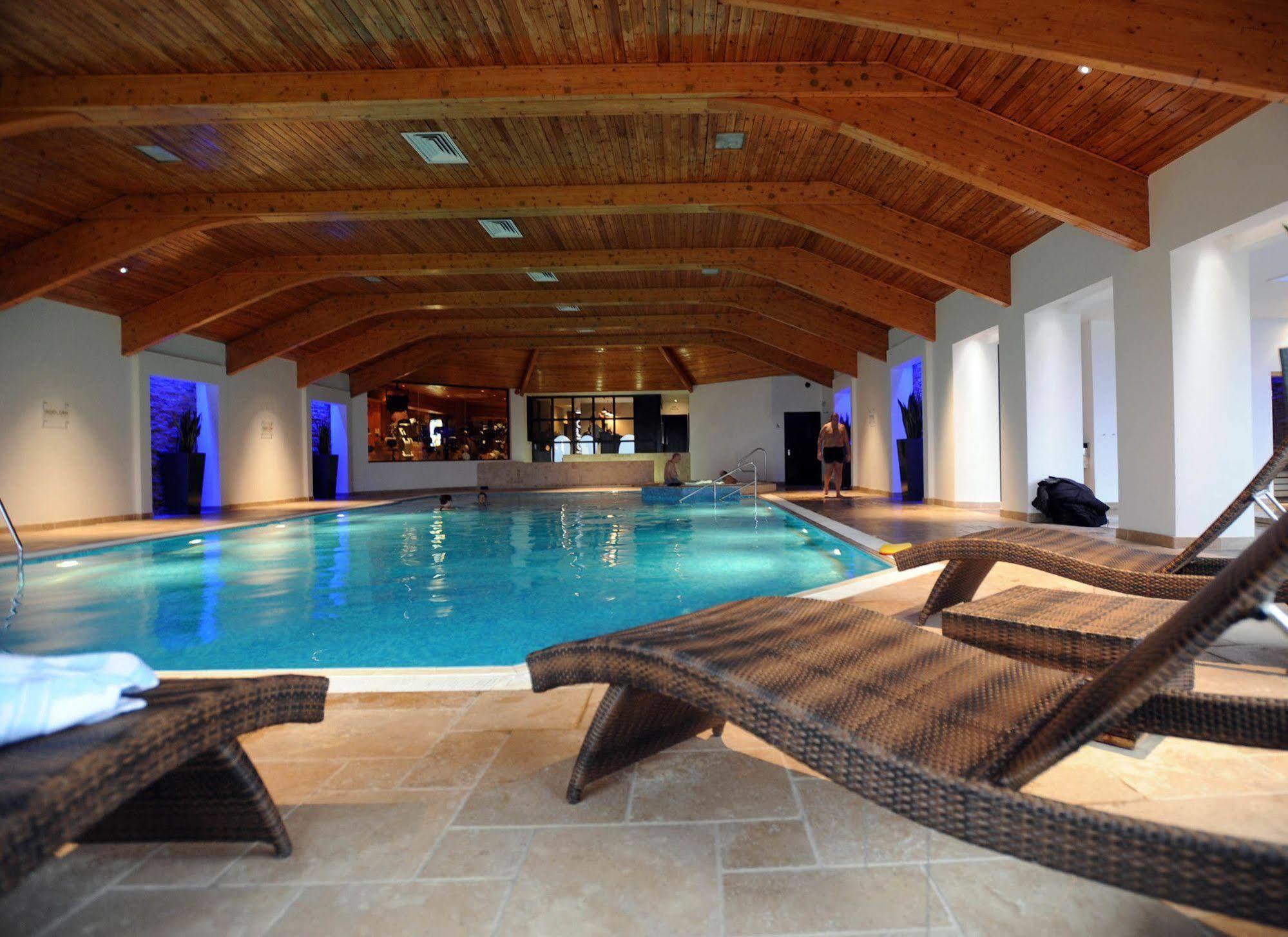 בלקווד Bryn Meadows Golf, Hotel & Spa מראה חיצוני תמונה